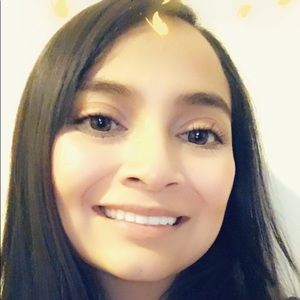 Meet your Posher, Ariana